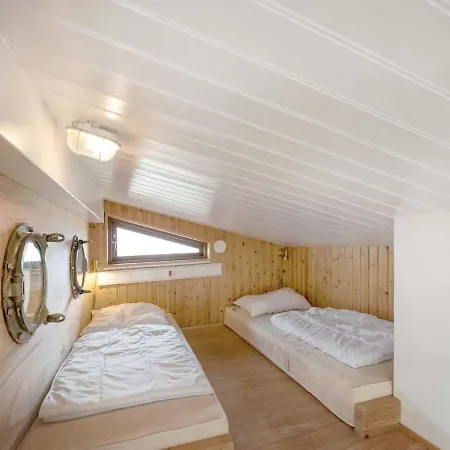 Sybilla - 700m From The Sea In Western Jutland By Interhome * Lakolk